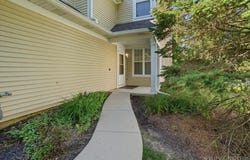 Aurora, IL 60504
