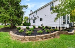 209 Harbour Pointe Drive, Grover, MO 63040