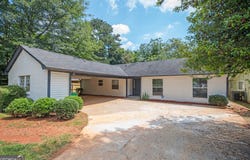 1130 Mannbrook Drive, Stone Mountain, GA 30083