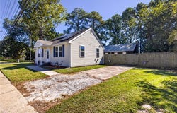 837 Providence Road, Chesapeake, VA 23325