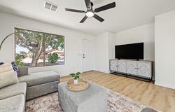 833 E PIMA Avenue, Apache Junction, AZ 85119