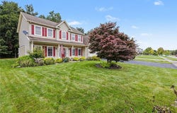 128 Jonquil Lane, Greece, NY 14612