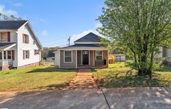 4 Walnut Street, Startex, SC 29377