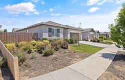 3518 E Laura Court, Visalia, CA 93292