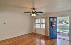 487 S CENTER St, Collierville, TN 38017