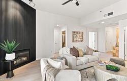 2302 N CENTRAL Avenue, Phoenix, AZ 85004