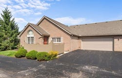 1297 Amberlea Drive E, Columbus, OH 43230