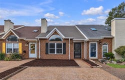 425 Troon Chase, Virginia Beach, VA 23462