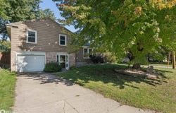 1304 2nd Street, Mason City, IA 50401
