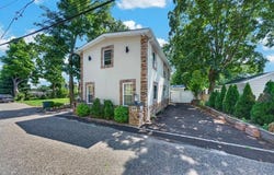 14 Electric Street, Patchogue, NY 11772