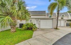 18958 Bobolink Dr, Hialeah, FL 33015