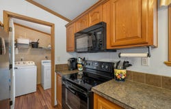 9 Slate Run, North Hampton, NH 03862