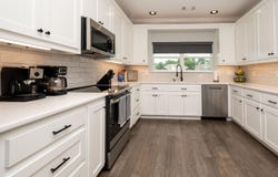 2112 Sable Oaks Circle, Bryant, AR 72022