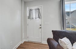 1290 Divot Circle, Akron, OH 44313