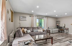 15816 Terrace Drive, Oak Forest, IL 60452