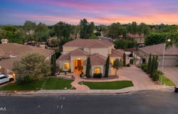 751 W AZALEA Drive, Chandler, AZ 85248
