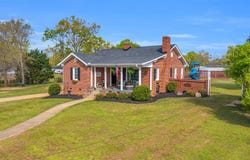 110 Pinehaven Dr, Ninety Six, SC 29666