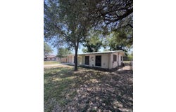 104 BOECK, La Vernia, TX 78121-5845