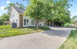 2458 Chaseway Court, Indianapolis, IN 46268