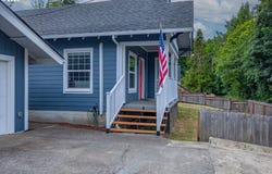 180 N JOHNSON St, Coquille, OR 97423