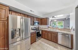 18 Plaza Avenue, Rensselaer, NY 12144