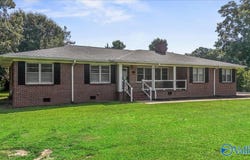 34 Carver Drive, Boaz, AL 35956