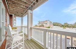 107 W Gray Eagle Street, Nags Head, NC 27959