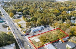 1467 Montauk Highway, Mastic, NY 11950