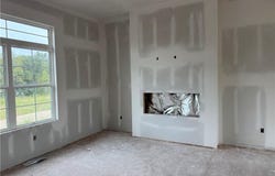 2129 Deerfield Terrace, Liberty, MO 64068