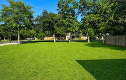 North Summit Street, Weimar, TX 78962