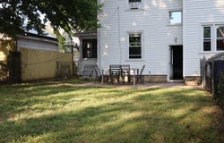 14 Castle St, Springfield, MA 01118