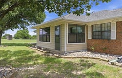 12851 Lidda Lane, Marietta, OK 73448