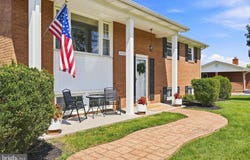 4802 VALLEY Pike, STEPHENS CITY, VA 22655