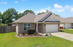 5569 Caden Ct, Pace, FL 32571