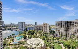 2500 Parkview Dr, Hallandale Beach, FL 33009