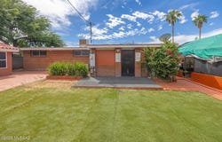 7425 E 20th Street, Tucson, AZ 85710