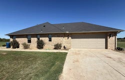 21114 E Centennial Rd, Garber, OK 73738-2114