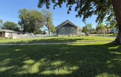 942 Union Ave, Hebron, NE 68370