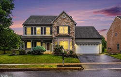 2471 RALEIGH Road, HUMMELSTOWN, PA 17036