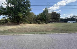 250 SHELL St, Savannah, TN 38372