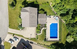 111 Cherokee Ct, Freeport, PA 16229