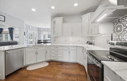 1957 Falcon Ridge, Waterloo, IA 50701