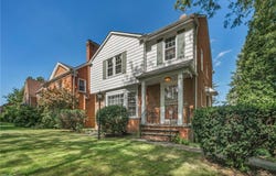 17429 Scottsdale Boulevard, Shaker Heights, OH 44120