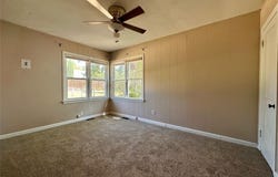 1419 Pine Avenue, Clinton, OK 73601