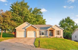 1052 Birdie Ln, Jackson, MO 63755