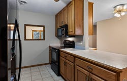 800 Banner RD, Holton, KS 66436