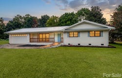 3072 Bethany Street, Claremont, NC 28610