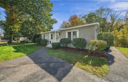 20 Amy Lane, Hampstead, NH 03841
