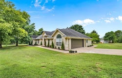 4890 Butterfield Coach Road, Springdale, AR 72764