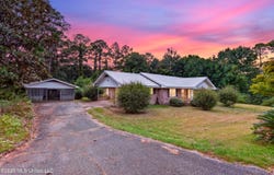 140 Holleman Street, Wiggins, MS 39577